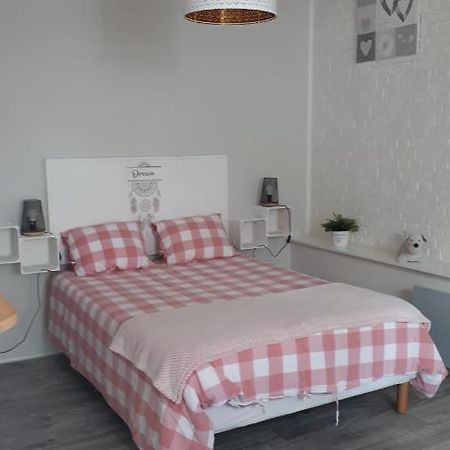 Ferienwohnung chez Christelle Rochefort Exterior foto